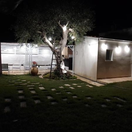 Dimora Ducabianco Bed & Breakfast Монополи Екстериор снимка